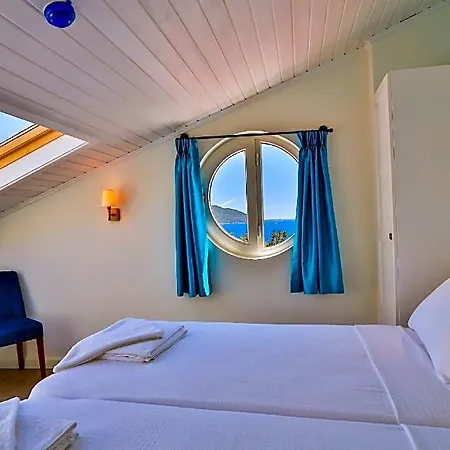 Livia Hotel 3*