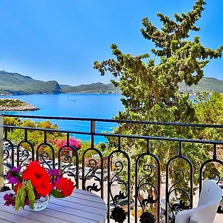 Hotel Livia 3*