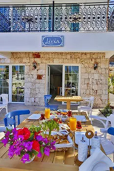 Livia Hotel