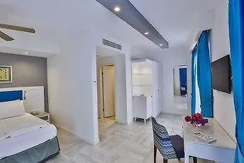Hotell Livia 3*